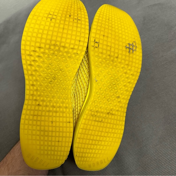NOBULL Diamond Mesh Runner Shoes Lemon Drop Yellow Mens 10.5 Womens 12 Not Neon - Picture 12 of 13